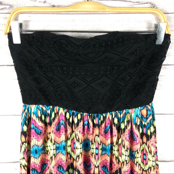 Urban Rose Strapless Short Patterned Dress - Picture 2 of 5